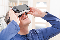 virtual reality headset 250w.jpg